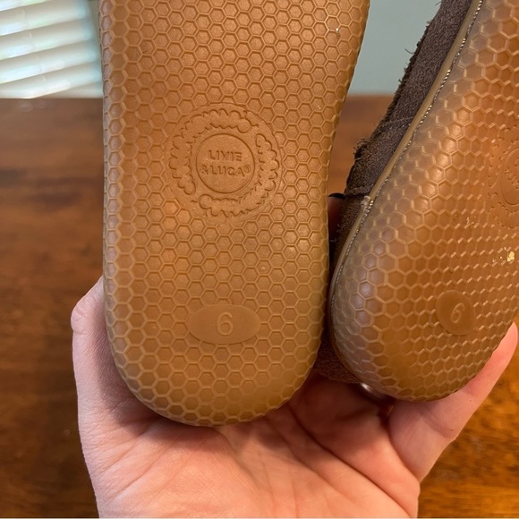 Livie & Luca Brown Kids suede Tiempo Boots with Button Accents size 6